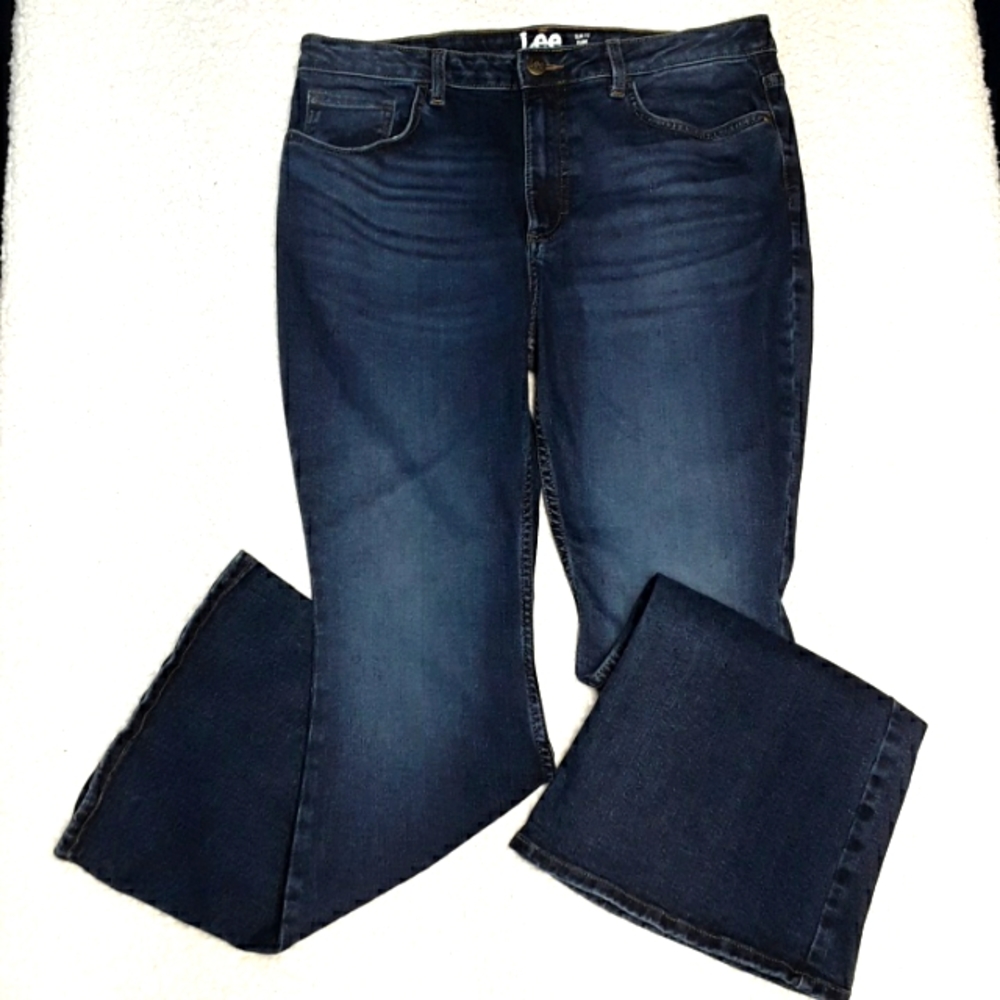 Lee Denim Blue Jeans Slim Fit Flare High Rise size 16P Dark Wash Factory Faded